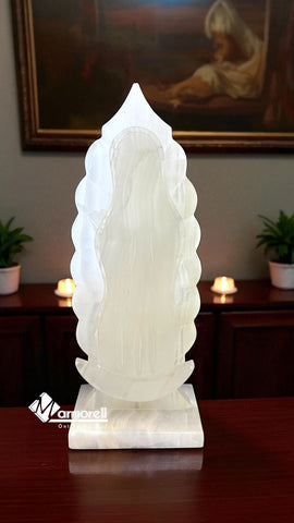 Virgen de Guadalupe en ónix 30 cm