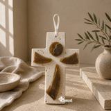 Cruz Decorativa en Mármol y Ónix Natural para Colgar | Diseño Contemporáneo 19.5 cm