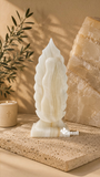 Virgen de Guadalupe Esculpida en Ónix Blanco • 20 cm