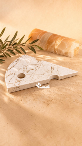 Tabla de quesos Brie | Mármol Beige Maya Natural — 20 × 25 cm