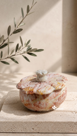 Alhajero Margarita en Mármol Natural | Caja Artesanal 8 × 8 cm